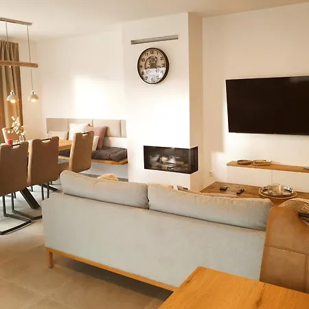 Deich Frans Apartment